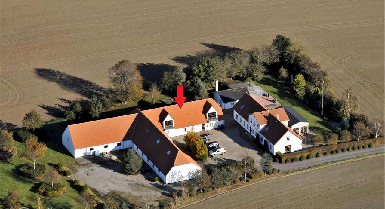 Storre Luksus Hus Ved Assens Apartment Exterior foto